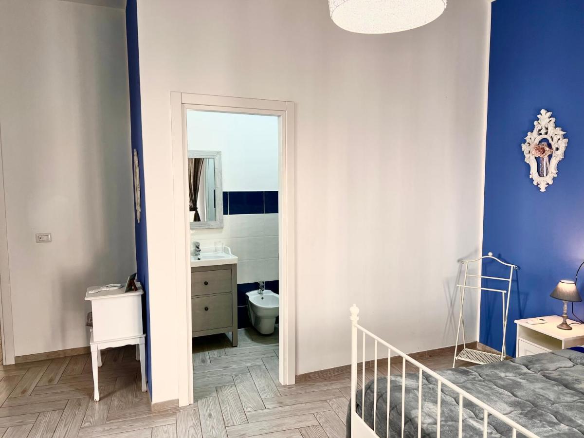 Vico Longo 25 - Ensuit Flat In The Heart Of Naples Luaran gambar