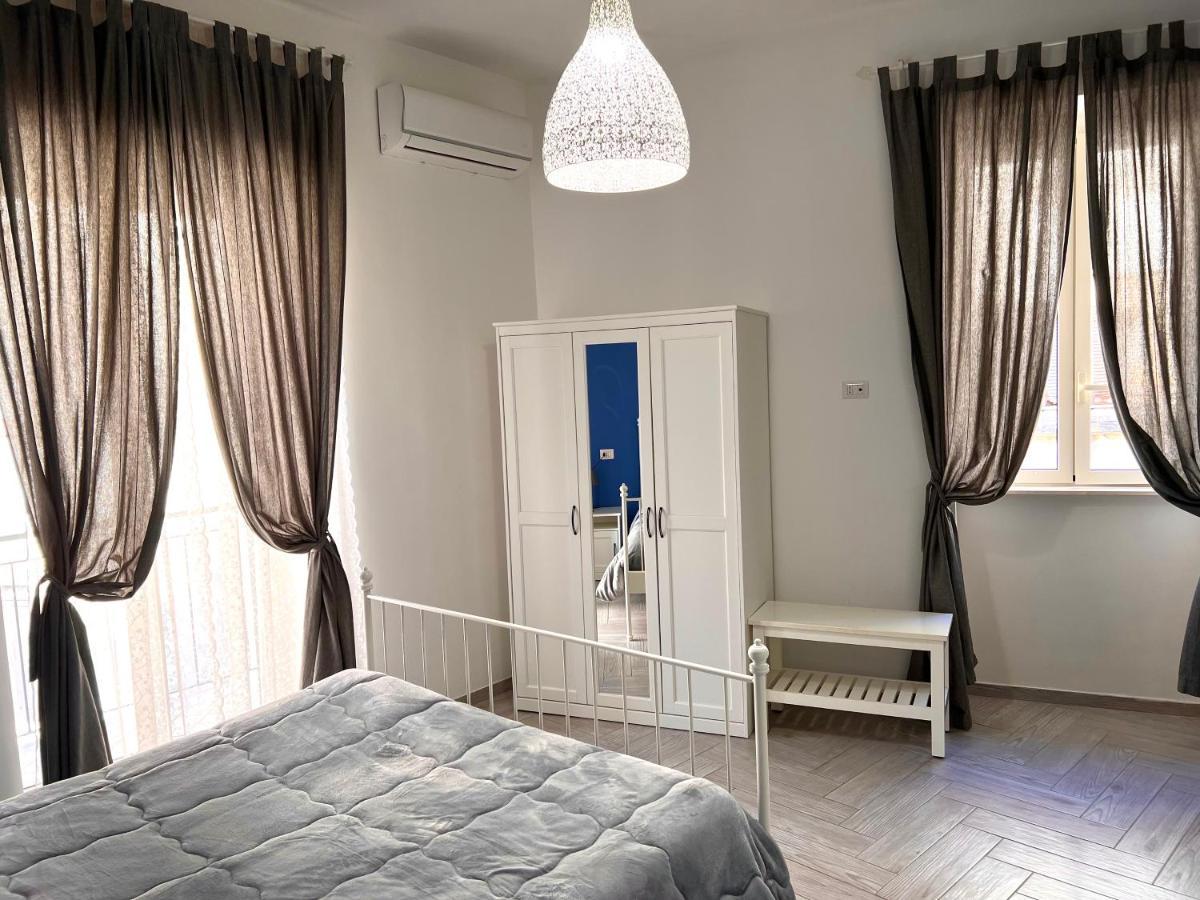Vico Longo 25 - Ensuit Flat In The Heart Of Naples Luaran gambar