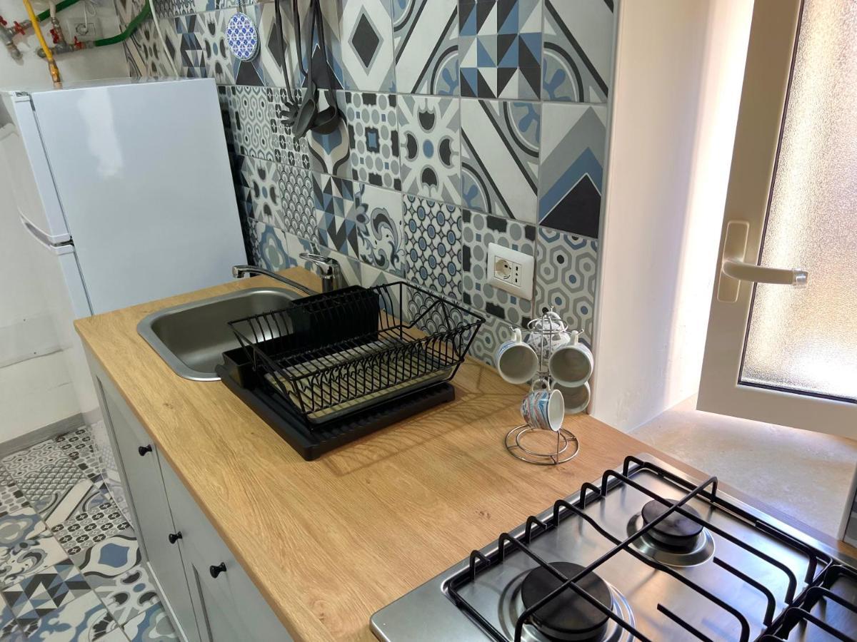 Vico Longo 25 - Ensuit Flat In The Heart Of Naples Luaran gambar