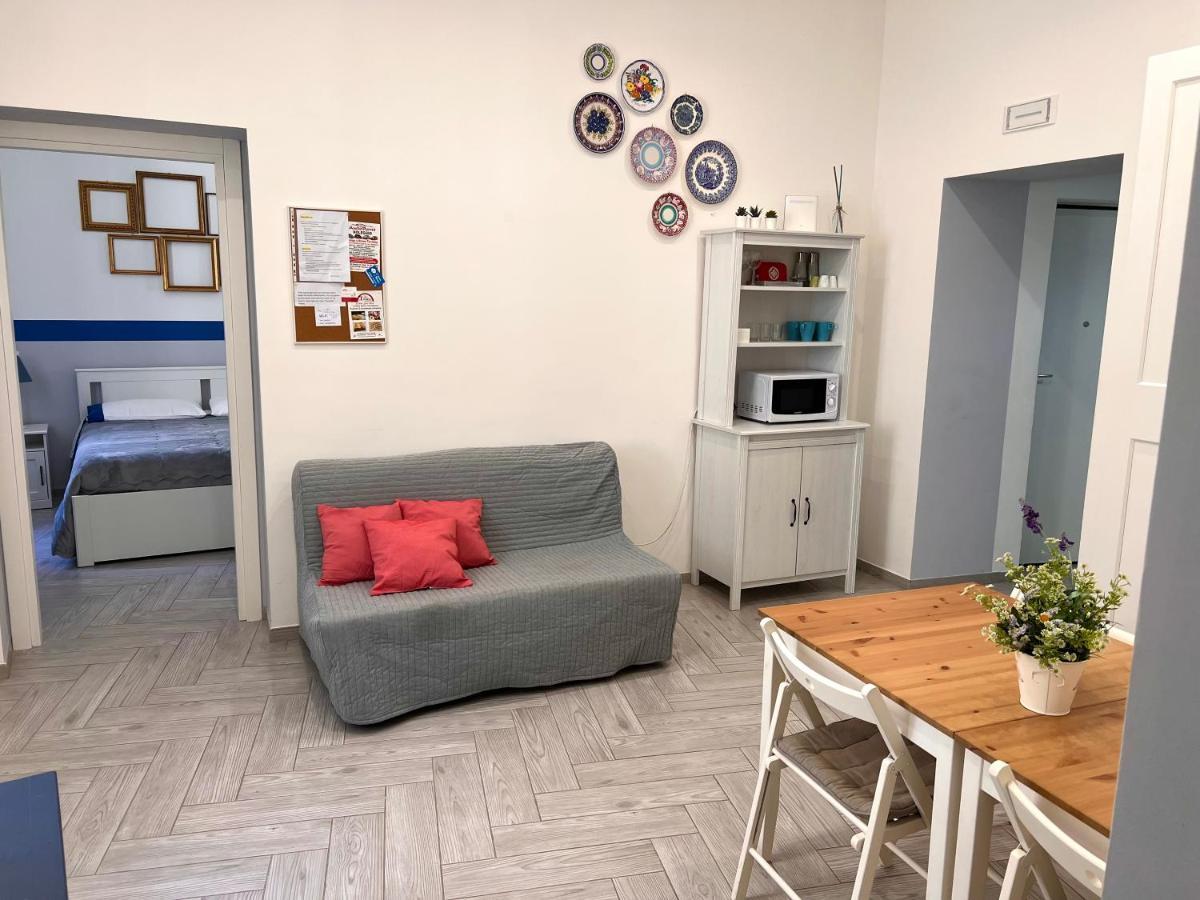 Vico Longo 25 - Ensuit Flat In The Heart Of Naples Luaran gambar